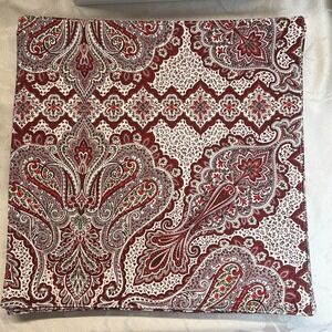 Max Studio Square 8 Placemats Paisley Medalion Red Multicolor 15x15 Elegant